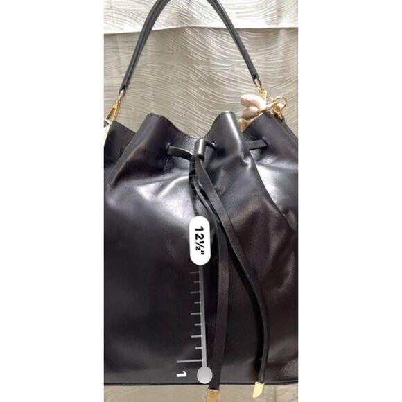 NWT Viola Castellani smooth black leather bucket bag - Picture 11 of 12